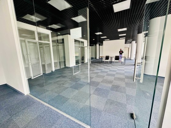 Оренда приміщення, вул. Мокра (Кудряшова), 20А, ЖК Пори року Київ