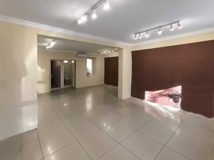 Сдам магазин, офис, салон красоты, 43 м, М. Арнаутская - Пушкинская - фото 1