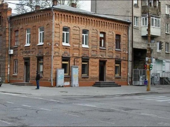 Сдам помещение, магазин, салон на ул. Мономаха и Плеханова, центр Днепр