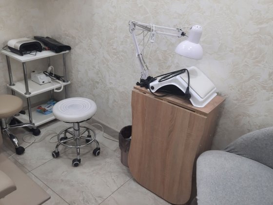 Аренда маникюрного кабинета Запоріжжя