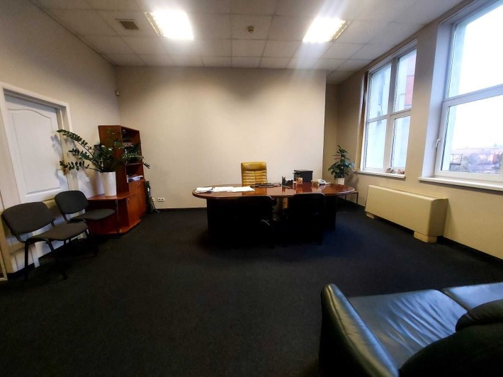 в. Сахарова, оренда офісів від 20 до 50м - фото 1