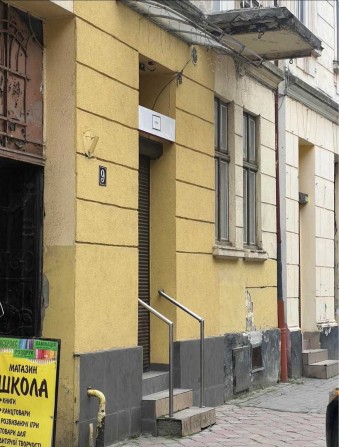 Оренда комерційного приміщення вул. Крехівська, 9. - фото 1