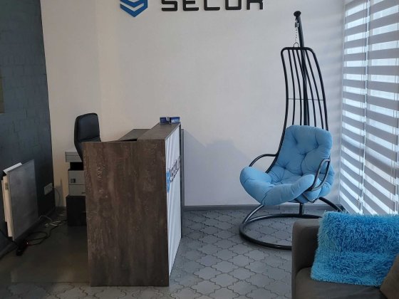 Позняки Осокорки. Оренда приміщення 140 кв.м. ремонт, метро 5 хв пішки