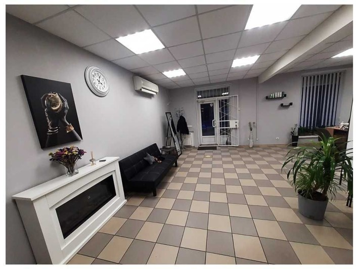 Оренда офіса/салона 51 м.кв. центр ТЦ Украина - фото 1