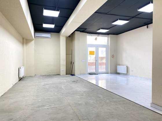 Сдам коммерческое помещение 53м ОТ ХОЗЯИНА ЖК Приморские Сады Одеса