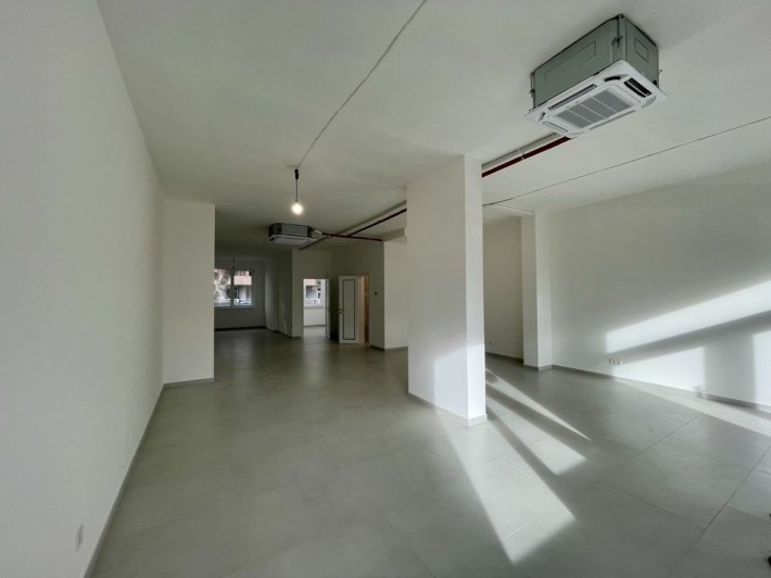 Оренда комерційного приміщення в новобудові на Угорській ЖК Мальви - фото 1