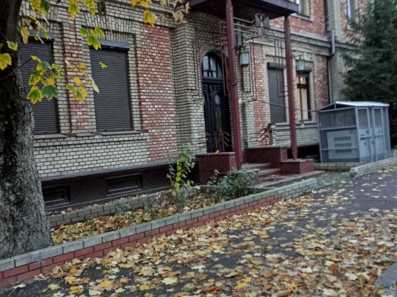 Здаеться оффісне примшщення Миколаїв