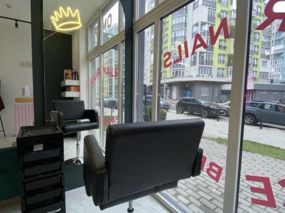 Місце для перукаря в оренду на фасаді ЖК Шенген Львів
