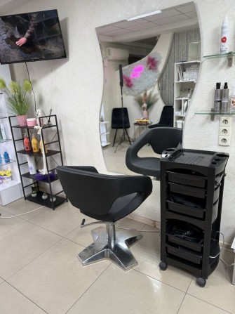 Здається місце для перукаря - фото 1