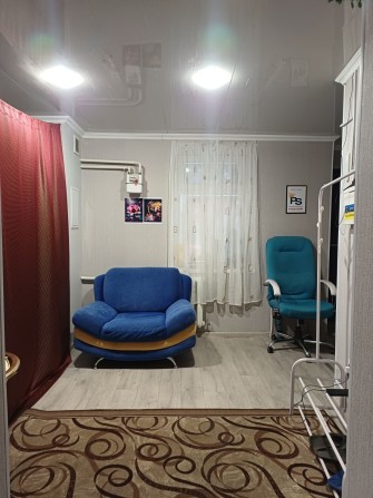Здаю Кімнату для Суб-Оренди під Манікюр Педикюр Нарощування Вій - фото 1