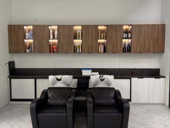 Оренда місця перукаря/колориста Київ