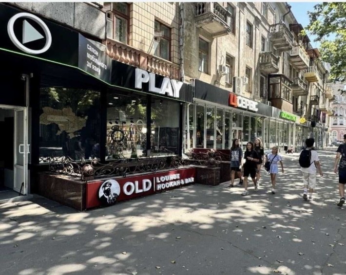 Соборна 138 кв.м. окремий вхід ТОП місце прохідняк - фото 1