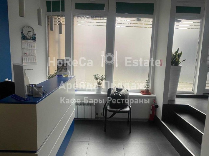 Аренда Фасад Коммерческое помещение 110м2. «Палац Спорту» - фото 1