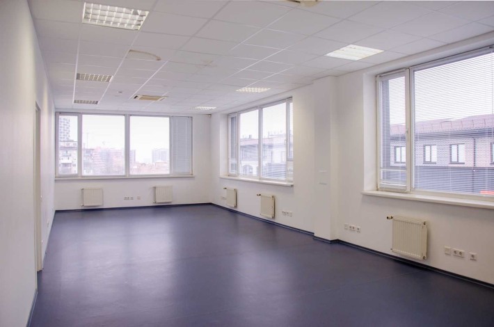 БЕЗ%  Офіс 363м2 БЦ Business City поруч з метро - фото 1