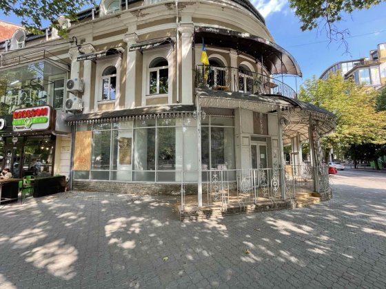 Сдам на Соборній приміщення 380м Миколаїв