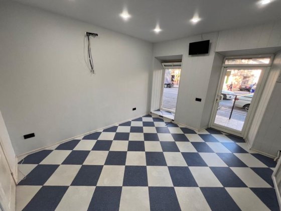 Сдам фасадное помещение  ул Торговая Одеса