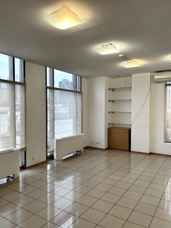 Офіс оренда Олімпійський Велика Васильківська 72 - фото 1