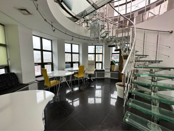 Оренда унікального видового офісу в БЦ Арена (90 кв.м.) - фото 1