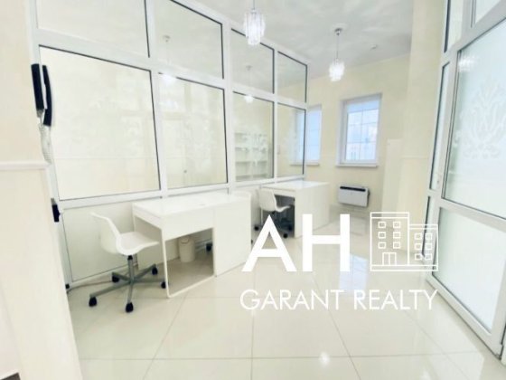 Офіс з меблями, ,вул. Чавдар 11 , метро Осокорки 5хв