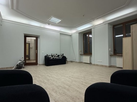 Оренда Офіс Ближній центр Парковка Львов