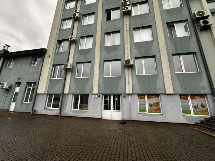 Оренда приміщення з фасадним входом на вул. Хмельницького. Без комісії - фото 1