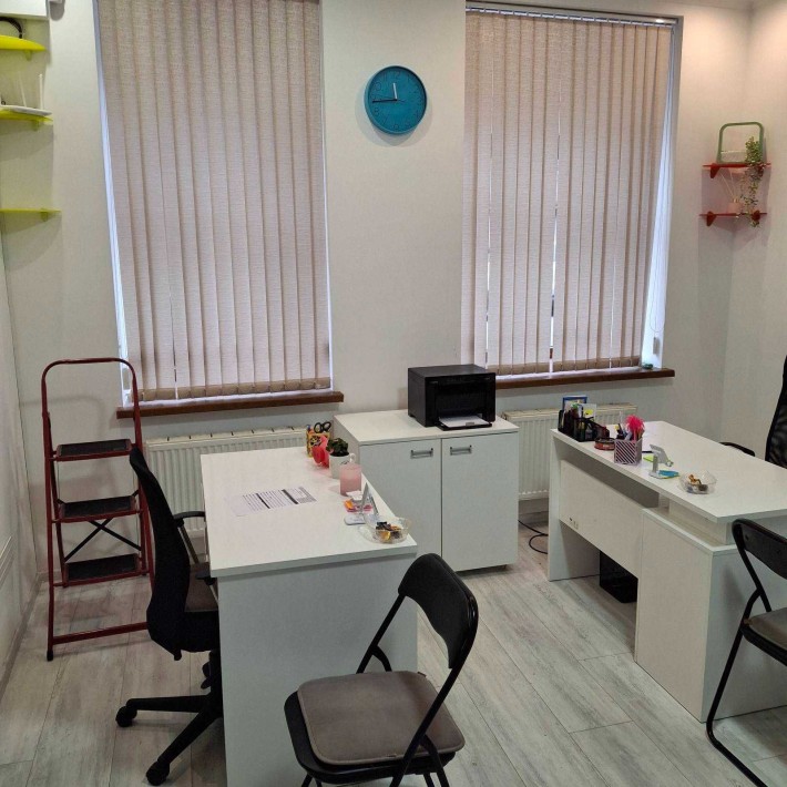 Оренда офіс, салон, курси  з меблями ! Центр  ! Не дорого! ТЕРМІНОВО - фото 1