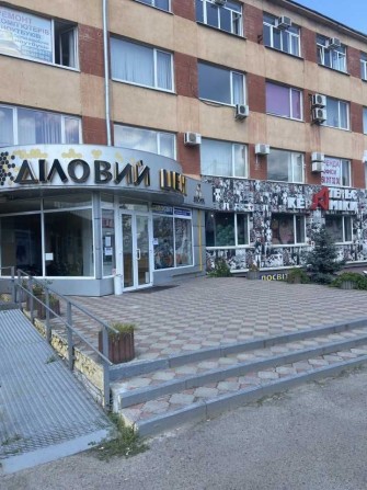 Оренда приміщення під офіс ДЦ "Вулик" - фото 1