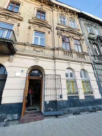 Оренда приміщення 62м2 в дуже прохідному місці під магазин,або інше - фото 1