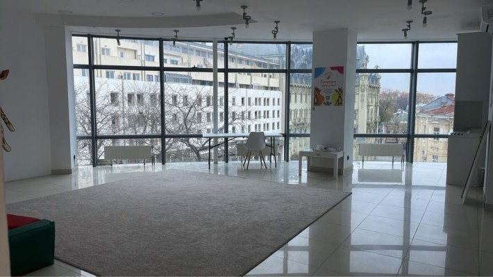 Здам офіс в центрі, Дерібасівська, ТЦ Афіна - фото 1