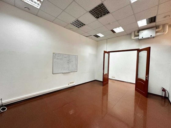 Без %! Оренда офісу вул.Володимірська м. Золоті Ворота (230 кв.м.)