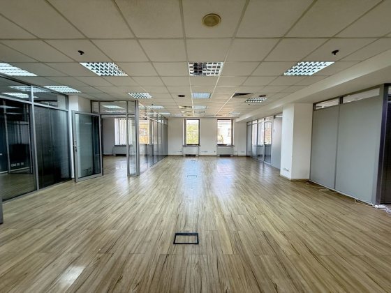 Здам Без%‼️Офіс з ремонтом.ул.Б.Хмельницького,Золоті Ворота,Театральна Київ