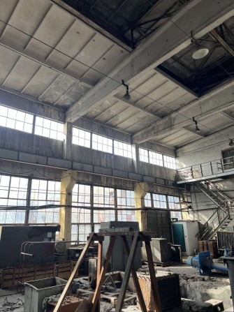 Аренда части цеха 200м2. Мостовой кран. Мощность. - фото 1