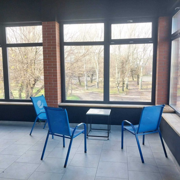 Здається в Оренду приміщення вільного призначення, район пл Запорізька - фото 1