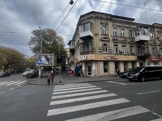 Сдам фасадное помещения Канатная 45 Одеса