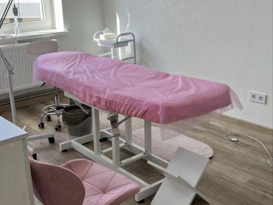 Робоче місце косметолога, оренда Миколаїв