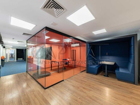 Оренда офісу без меблів /свій вхід /метро Університет / Саксаганського