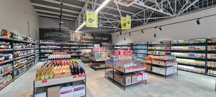 Оренда приміщення 200 кв.м. вул. Космонавтів (АЗС ОККО). Без комісії - фото 1