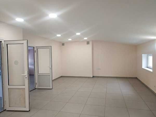 ОРЕНДА.офіс 117.3 м2  для б'юті послуг- з новим ремонтом, пр Миру. - фото 1