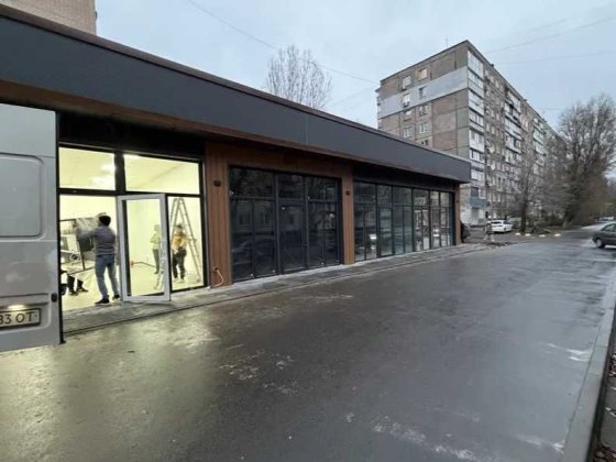 Сдам фасадные помещения на ул. Батумская