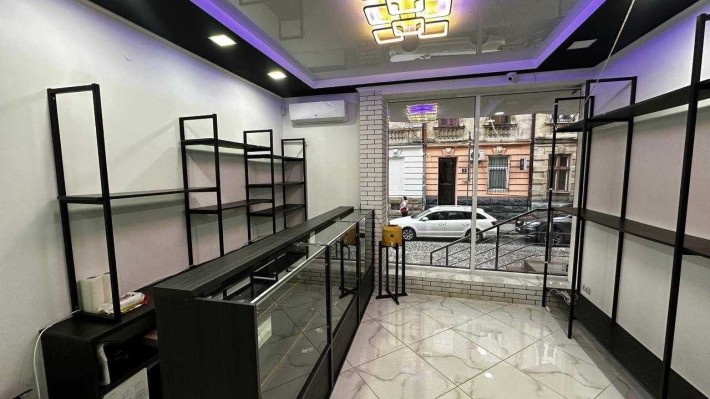 Здається в оренду нежитлове приміщення, вул. Балабана, (центр Львова) - фото 1