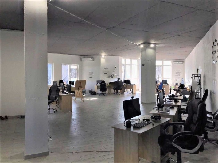 Центр. ЛЮКС.200 кв.СУПЕР! Дешевые коммунальные. - фото 1