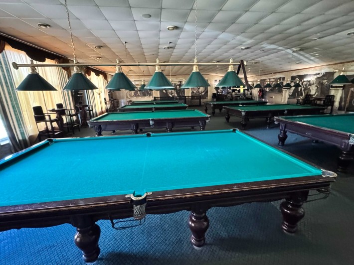 Центр Спаська діюче більярд-кафе 230 кв.м. з усіма столами - фото 1