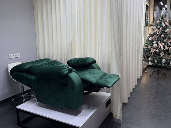 Шукаємо майстра з нарощування вій оренда/% Одеса