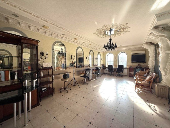 Оренда ексклюзивного комерційного приміщення (118 м²), Центр - фото 1