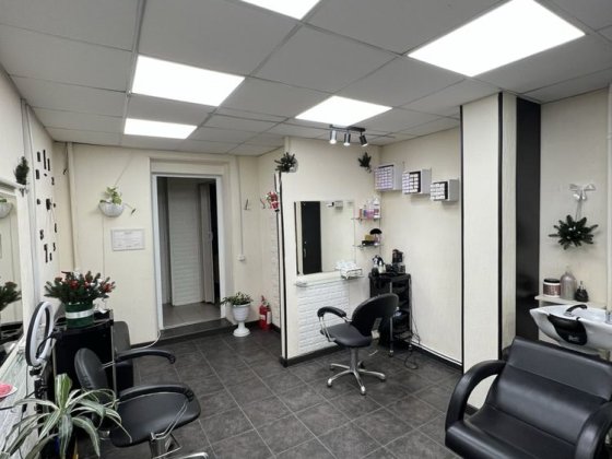 Аренда кресло в салоне Киев