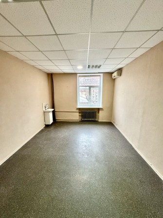 Сдам офисное помещение с водой Центр Мономаха Московская Набережная - фото 1