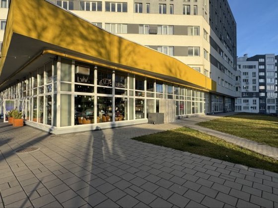 Оренда фасадного приміщення 261 м2 у ЖК Америка Львів