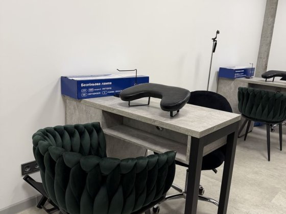 Здам в оренду робоче місце майстрам манікюру Днепр