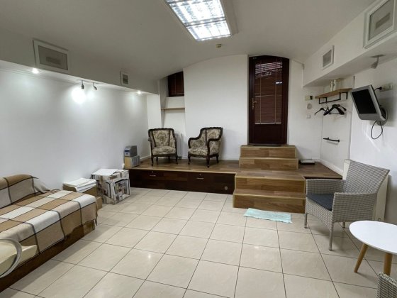 Оренда комерції салон-краси  центр Львів Львів