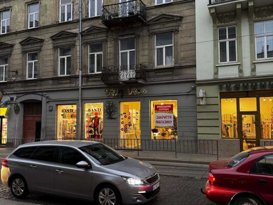 Оренда фасадного приміщення вул. Франка Львів